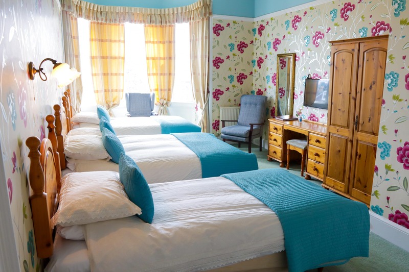 Book family room bed and breakfast online at Gifford House B&B in Edinburgh, click here