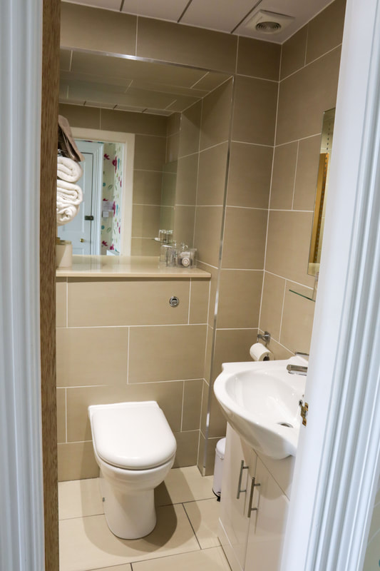 En-suite rooms in Edinburgh, Scotland at Gifford House B&B, click here