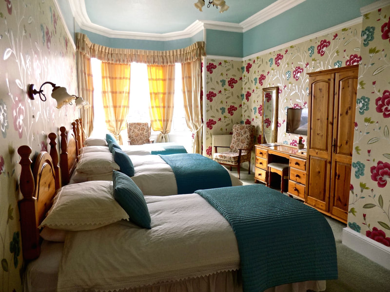 Triple Bed and Breakfast Rooms In Edinburgh at Gifford House B&B